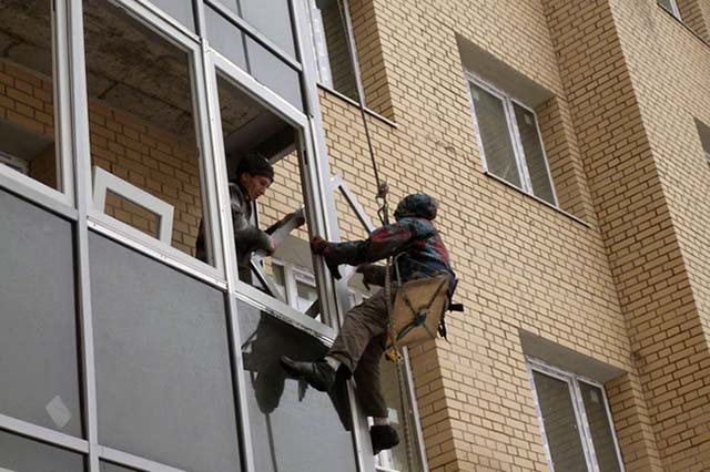 Установка остекление балконов: продажа и установка окон Электрогорск