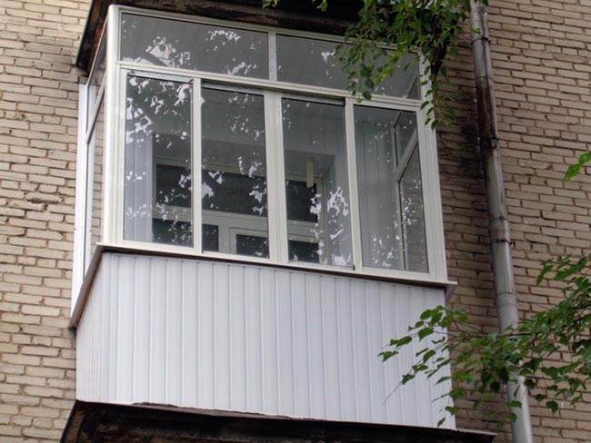 Остекление балкона в сталинке - сталинском доме Электрогорск
